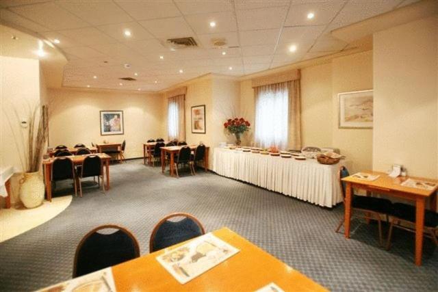 Imperial Hotel Tel Aviv Esterno foto